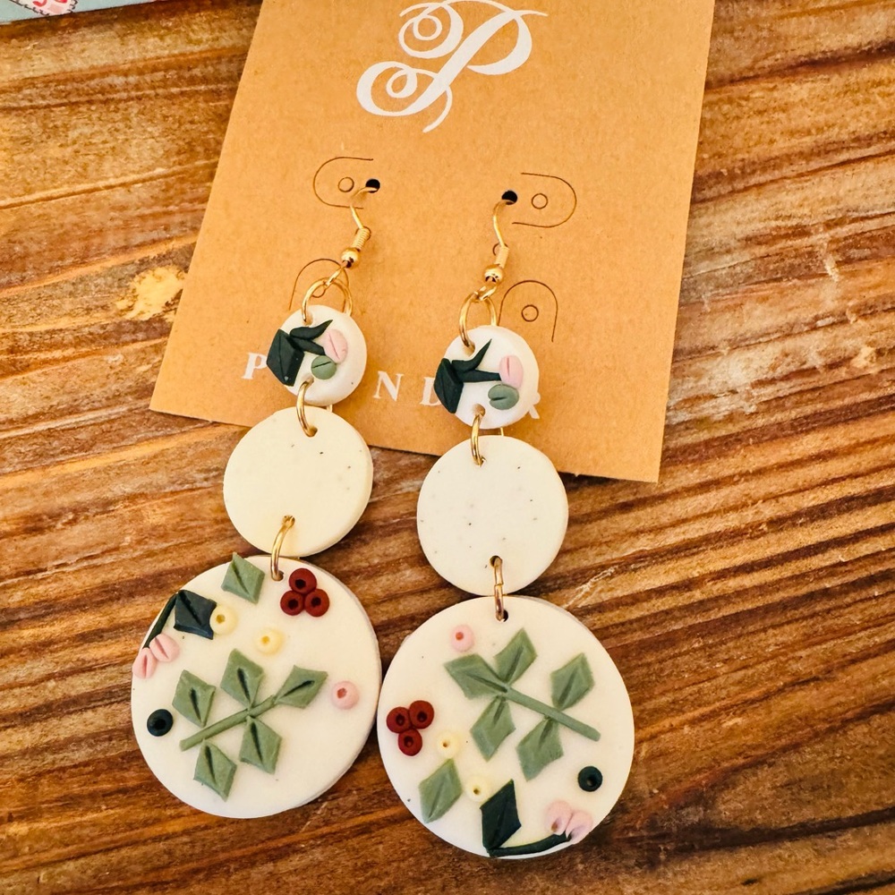 Plunder Designs Danika Earrings Floral Design New